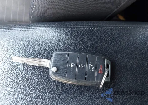 2016 Kia Forte Lx из США, поврежденный, VIN KNAFK5A82G5607744